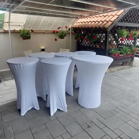 Penzion Domacinstvo La Vie Na Selu Niska Banja