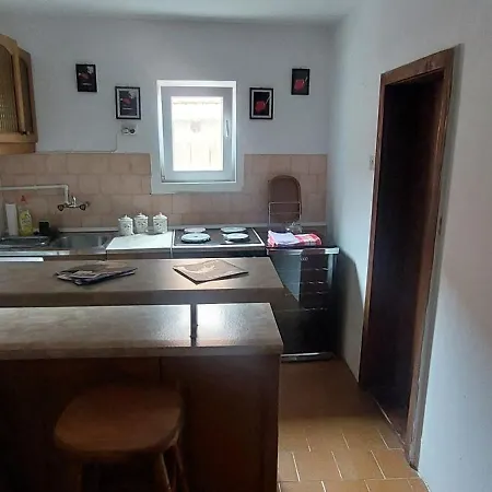 Domacinstvo La Vie Na Selu