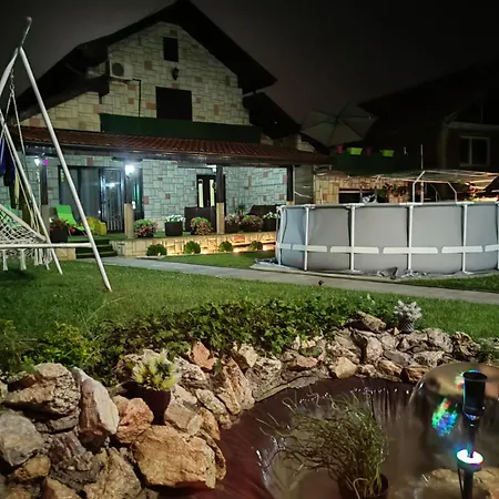 Penzion Domacinstvo La Vie Na Selu 3*