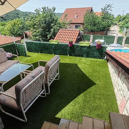 Domacinstvo La Vie Na Selu 3* Niska Banja